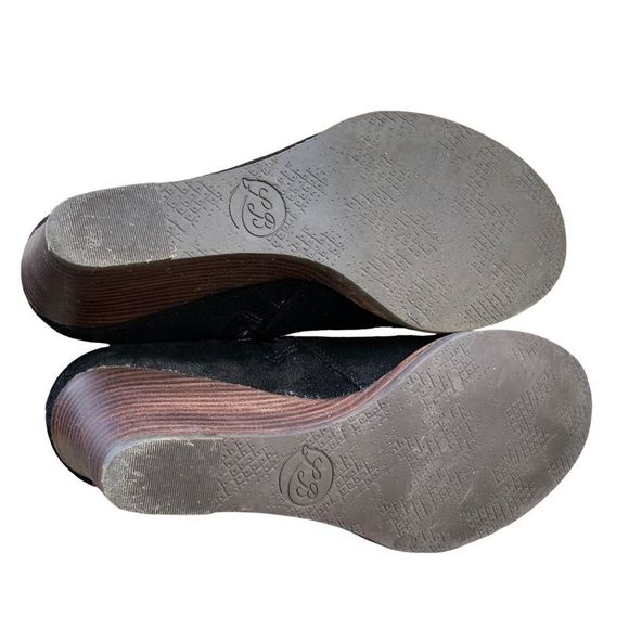 Lucky Brand Black Suede Heeled Boots - Picture 6 of 13